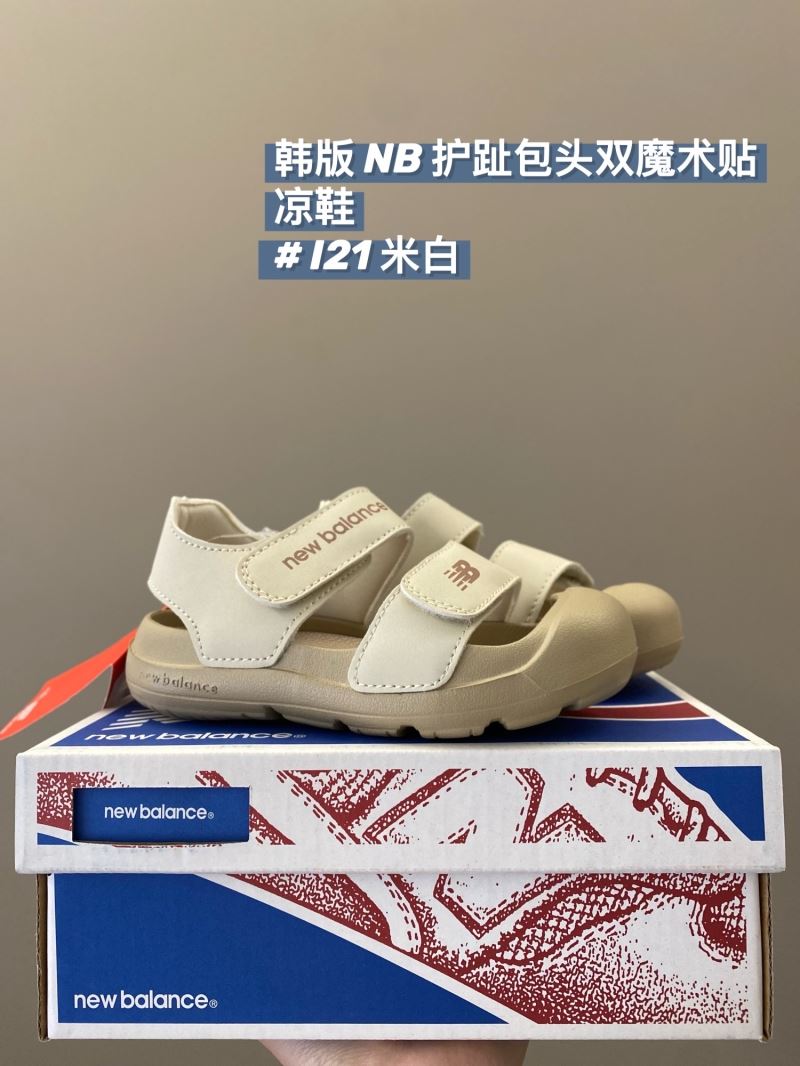 NEW BALANCE SHOES